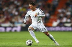 CBA季后赛战况：费城76人防线稳固，明尼苏达森林狼进攻受阻，周琦成最佳